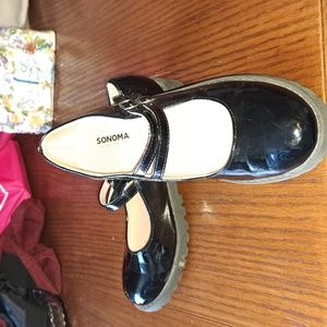 Size girl's 3 black shoes, Sonoma